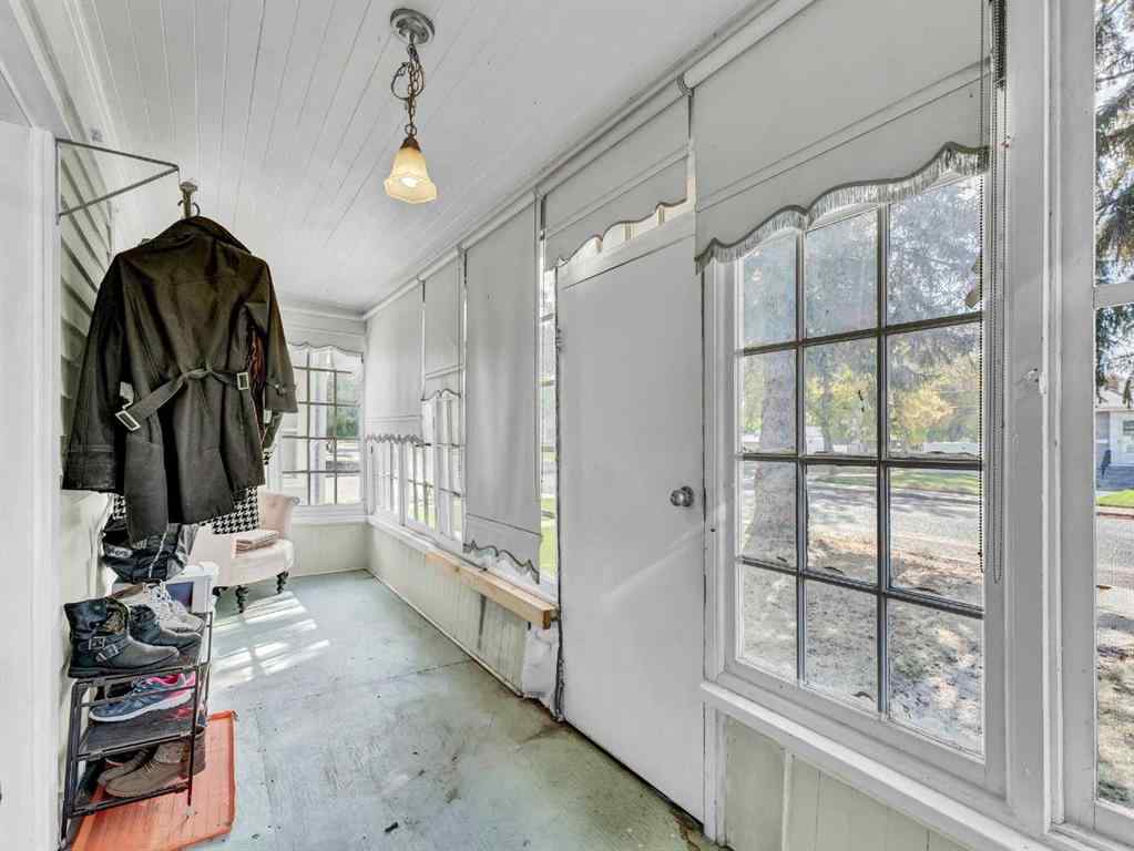 MLS® A2261098 - 166 7 Street SE in SE Hill Medicine Hat, Residential