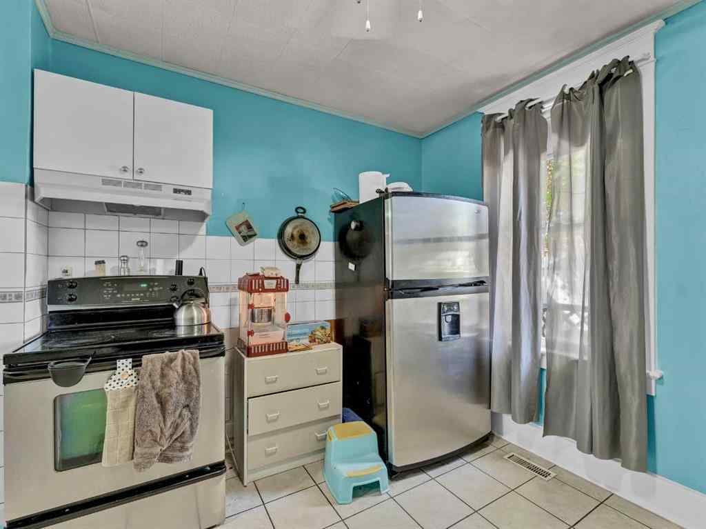 MLS® A2261098 - 166 7 Street SE in SE Hill Medicine Hat, Residential