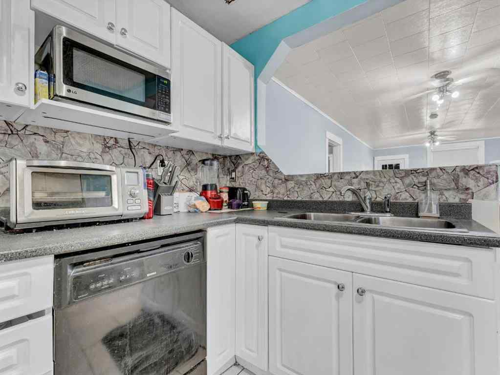 MLS® A2261098 - 166 7 Street SE in SE Hill Medicine Hat, Residential