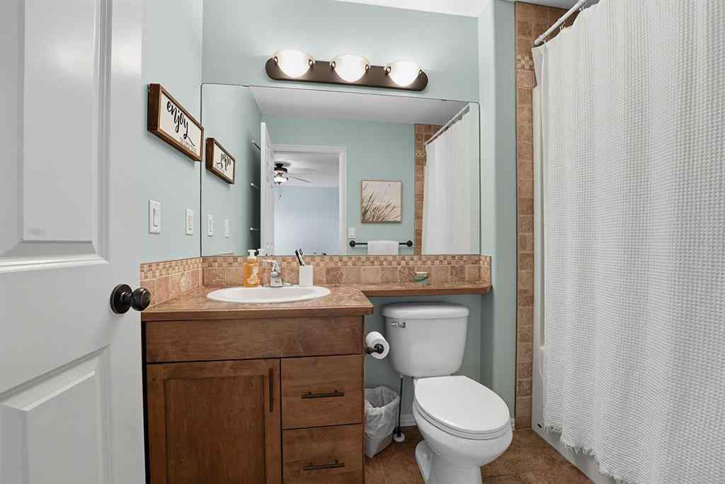 MLS® A2261099 - 8 Van Dorp Street  in Vanier Woods Red Deer, Residential