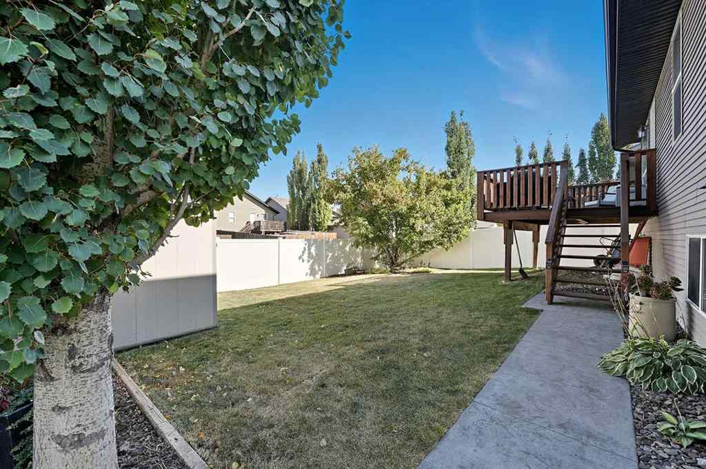 MLS® A2261099 - 8 Van Dorp Street  in Vanier Woods Red Deer, Residential