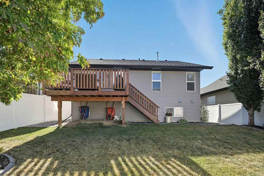 MLS® A2261099 - 8 Van Dorp Street  in Vanier Woods Red Deer, Residential