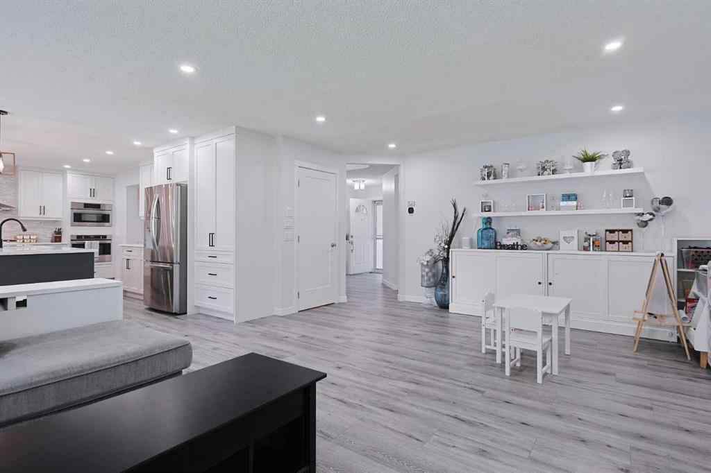 MLS® A2261100 - 161 Hamptons Gardens NW in Hamptons Calgary, Residential