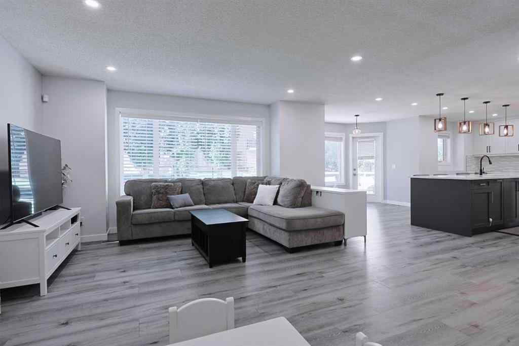 MLS® A2261100 - 161 Hamptons Gardens NW in Hamptons Calgary, Residential