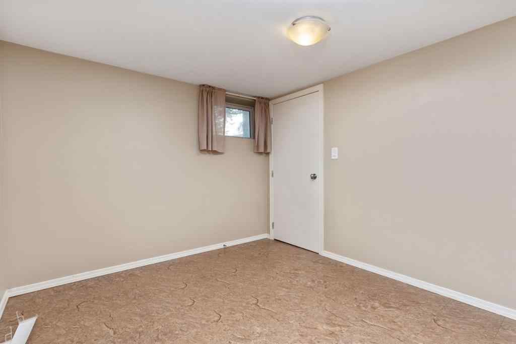 MLS® A2261105 - 5227 48 Street  in Sparling Camrose, Residential