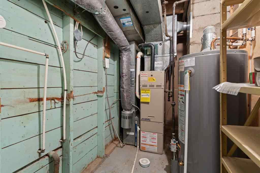 MLS® A2261105 - 5227 48 Street  in Sparling Camrose, Residential