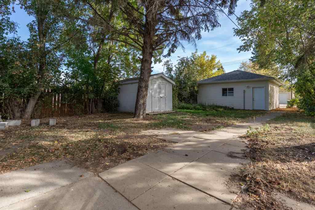 MLS® A2261105 - 5227 48 Street  in Sparling Camrose, Residential