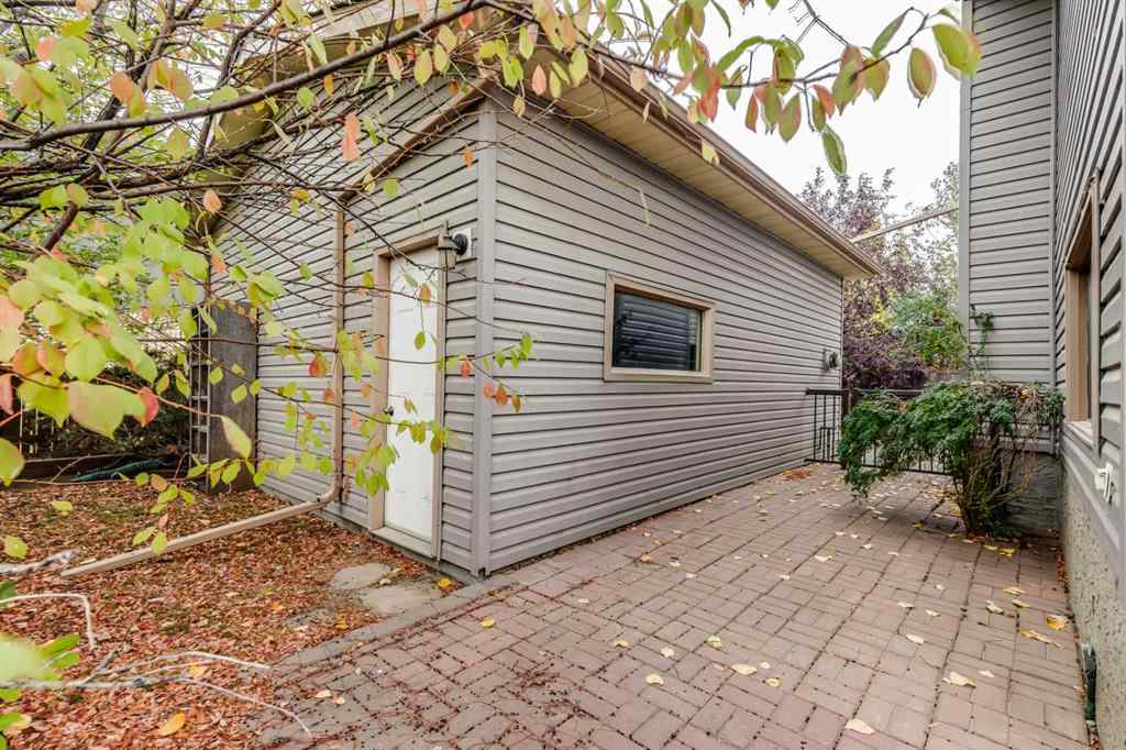 MLS® A2261111 - 16 Ridgegate Way SW in Ridgegate Airdrie, Residential