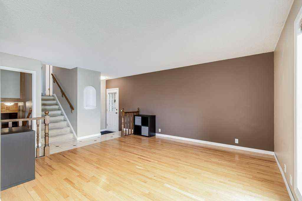 MLS® A2261111 - 16 Ridgegate Way SW in Ridgegate Airdrie, Residential