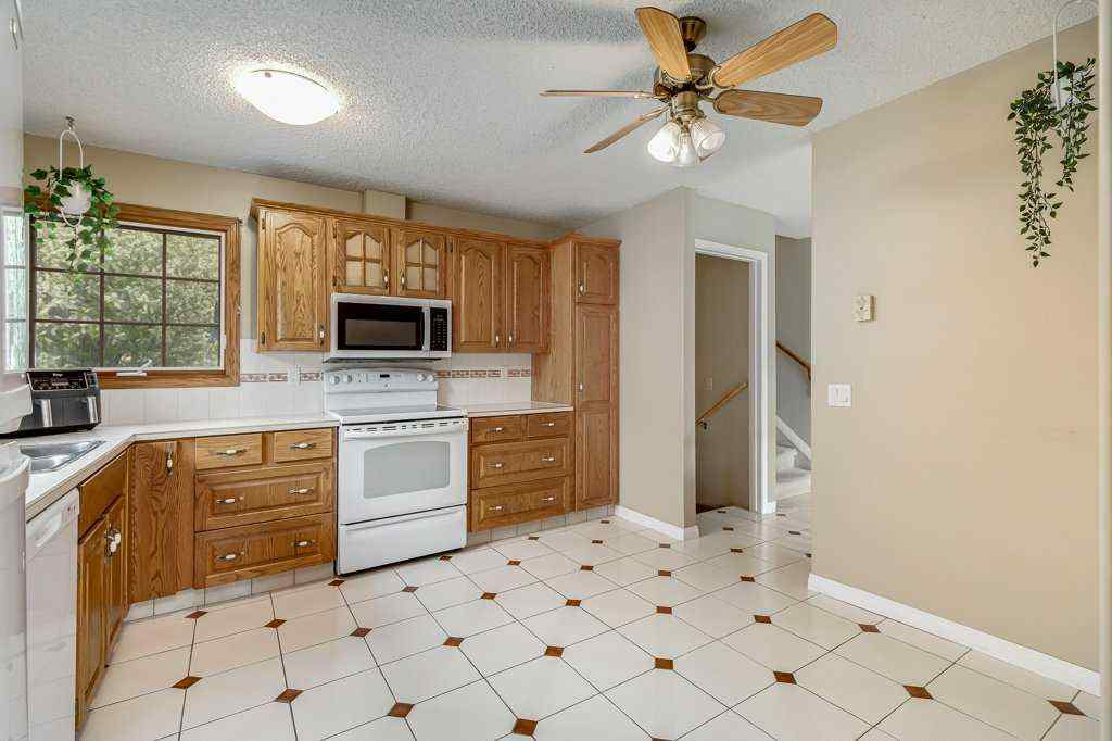 MLS® A2261111 - 16 Ridgegate Way SW in Ridgegate Airdrie, Residential