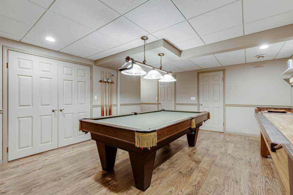 MLS® A2261111 - 16 Ridgegate Way SW in Ridgegate Airdrie, Residential