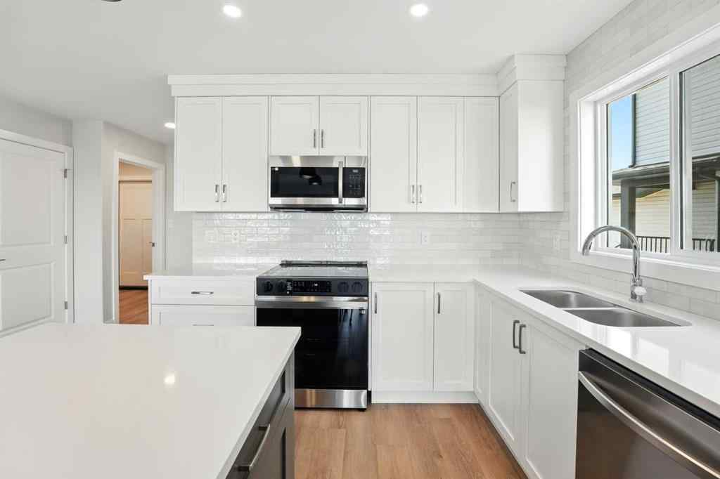 MLS® A2261112 - 54 Vista Close  in Valley Ridge Blackfalds, Residential