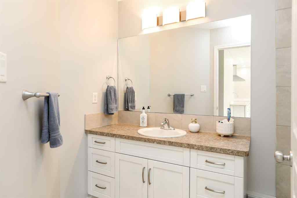 MLS® A2261120 - 436 Mt Sunburst Crescent W in Sunridge Lethbridge, Residential