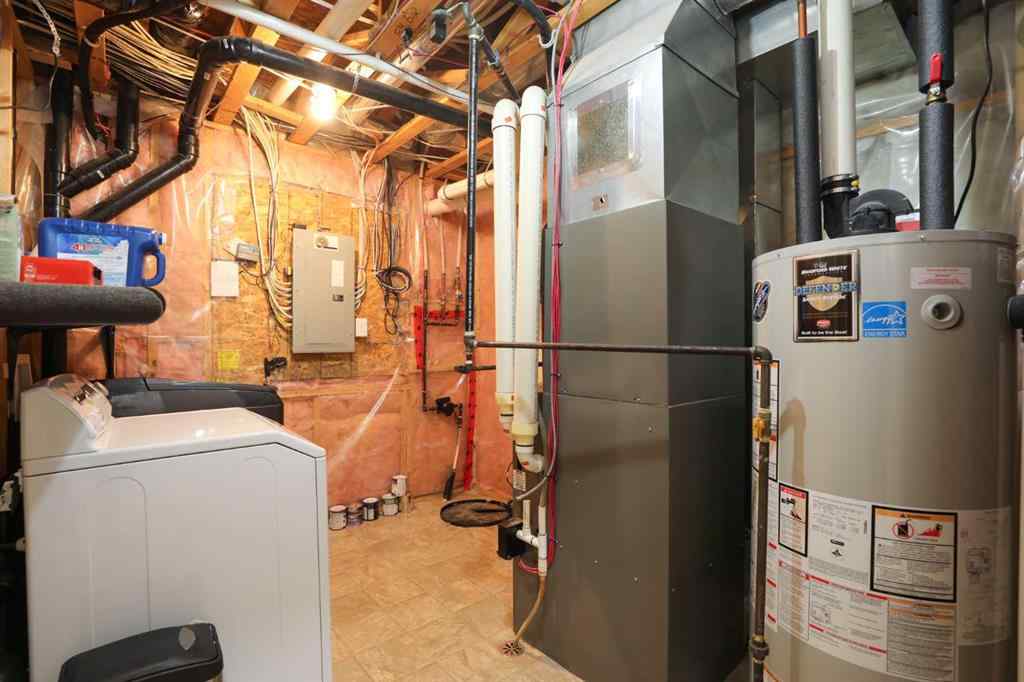 MLS® A2261120 - 436 Mt Sunburst Crescent W in Sunridge Lethbridge, Residential