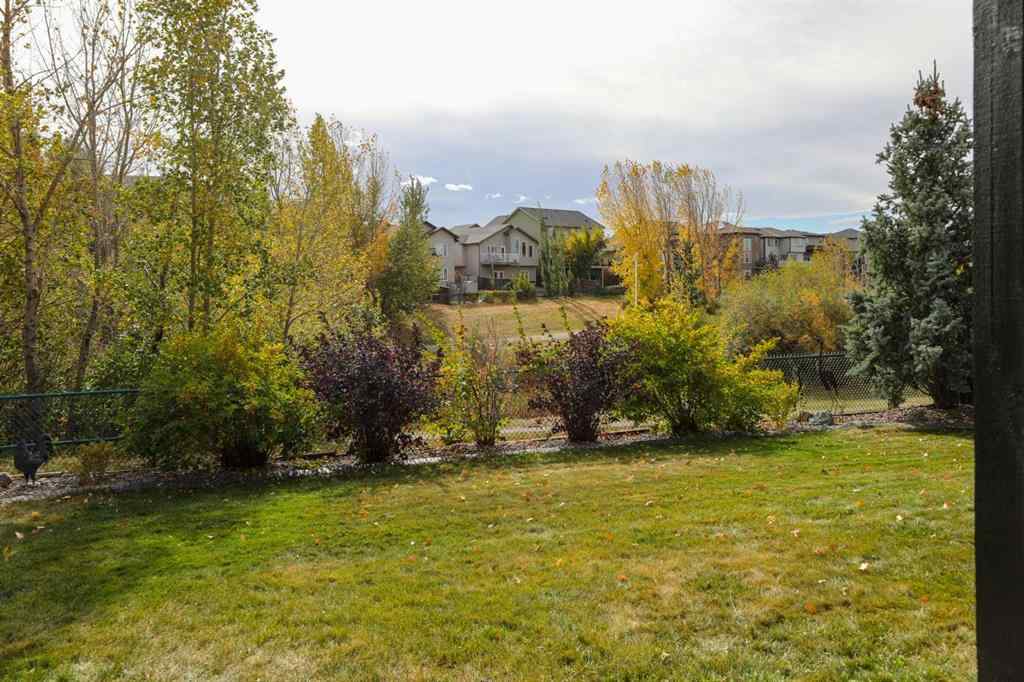 MLS® A2261120 - 436 Mt Sunburst Crescent W in Sunridge Lethbridge, Residential