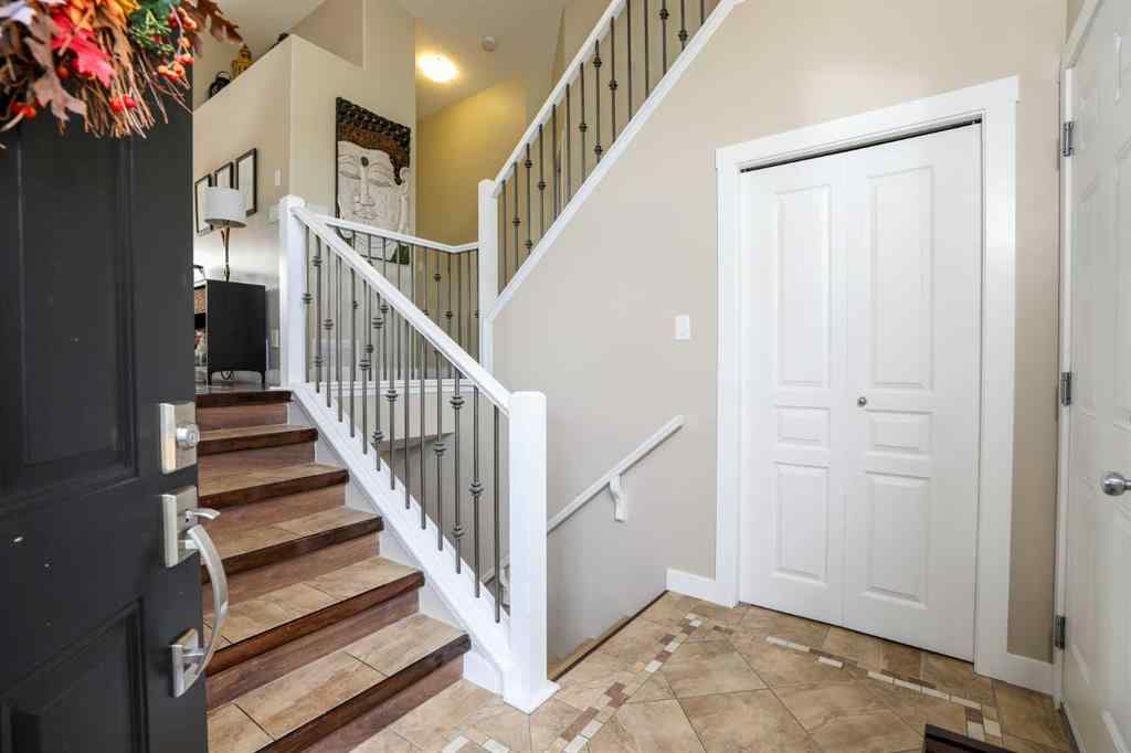 MLS® A2261120 - 436 Mt Sunburst Crescent W in Sunridge Lethbridge, Residential