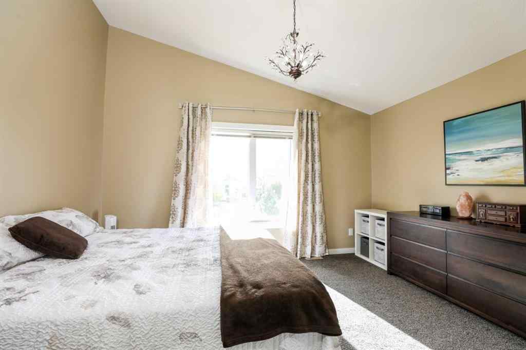 MLS® A2261120 - 436 Mt Sunburst Crescent W in Sunridge Lethbridge, Residential