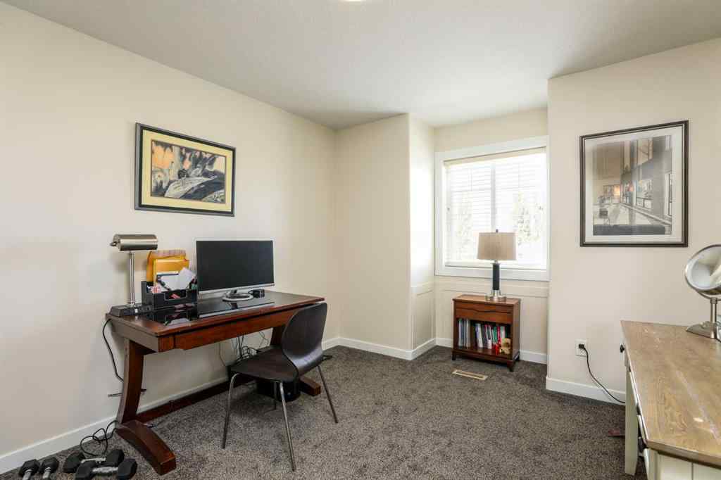 MLS® A2261120 - 436 Mt Sunburst Crescent W in Sunridge Lethbridge, Residential