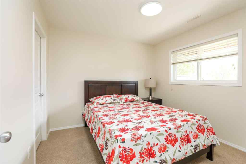 MLS® A2261120 - 436 Mt Sunburst Crescent W in Sunridge Lethbridge, Residential