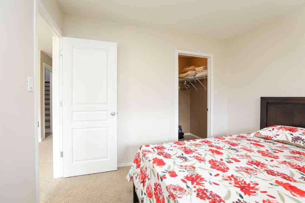 MLS® A2261120 - 436 Mt Sunburst Crescent W in Sunridge Lethbridge, Residential