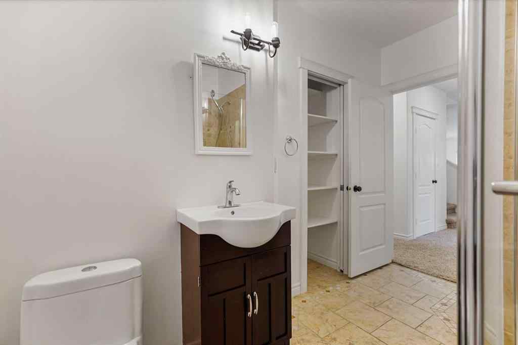 MLS® A2261133 - 4 Heritage Point W in Heritage Heights Lethbridge, Residential