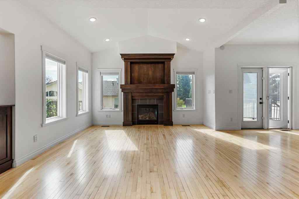 MLS® A2261133 - 4 Heritage Point W in Heritage Heights Lethbridge, Residential