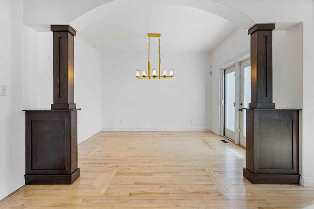 MLS® A2261133 - 4 Heritage Point W in Heritage Heights Lethbridge, Residential