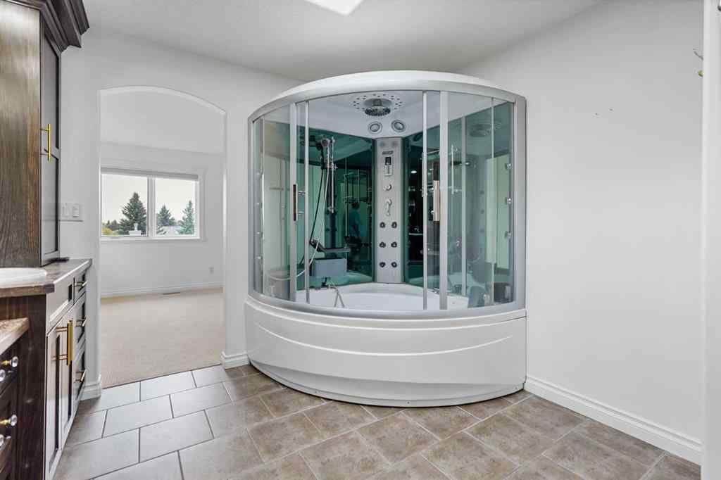 MLS® A2261133 - 4 Heritage Point W in Heritage Heights Lethbridge, Residential