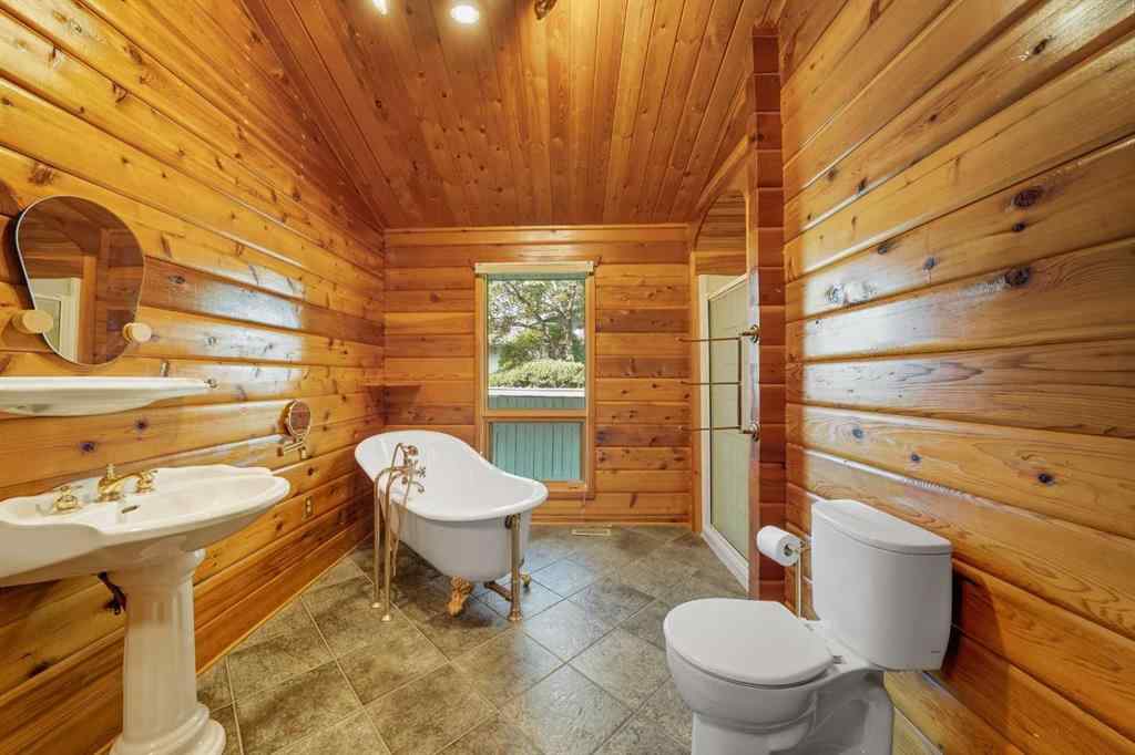 MLS® A2261134 - 16 Rustic Crescent  in NONE Norglenwold, Residential