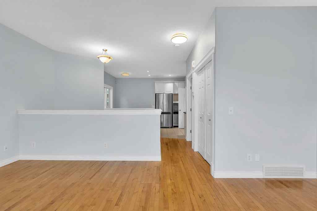 MLS® A2261135 - Unit #2 534 56 Avenue SW in Windsor Park Calgary, Residential