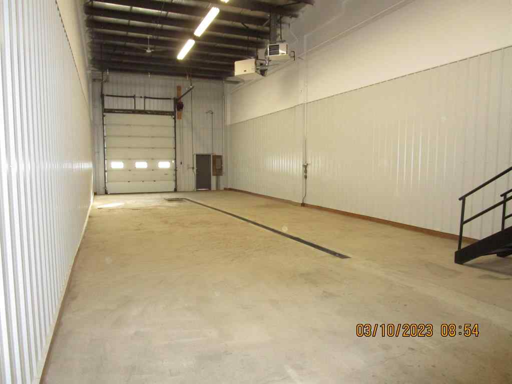 MLS® A2261142 - 9511 113 Street  in Richmond Industrial Park Grande Prairie, Commercial