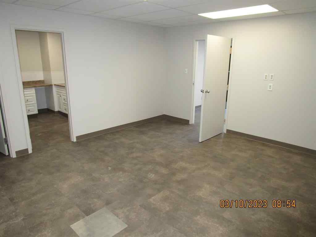 MLS® A2261142 - 9511 113 Street  in Richmond Industrial Park Grande Prairie, Commercial