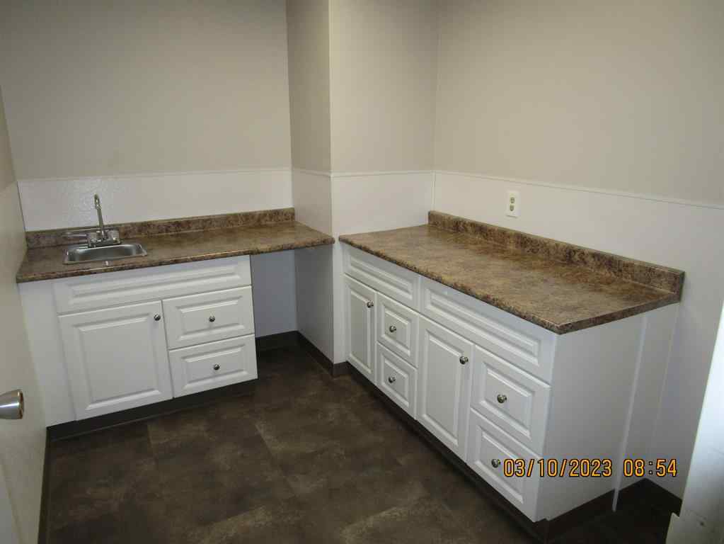 MLS® A2261142 - 9511 113 Street  in Richmond Industrial Park Grande Prairie, Commercial