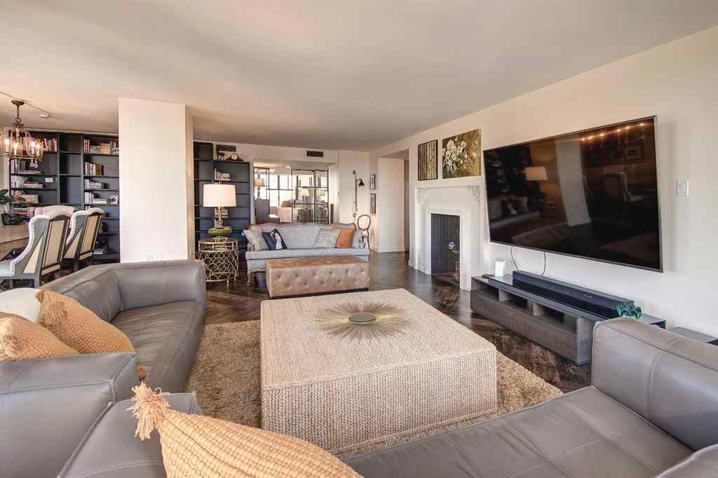 MLS® A2261144 - Unit #2403 1100 8 Avenue SW in Downtown West End Calgary, Residential