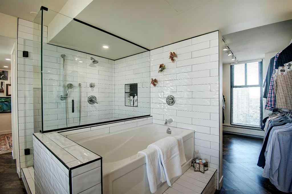 MLS® A2261144 - Unit #2403 1100 8 Avenue SW in Downtown West End Calgary, Residential