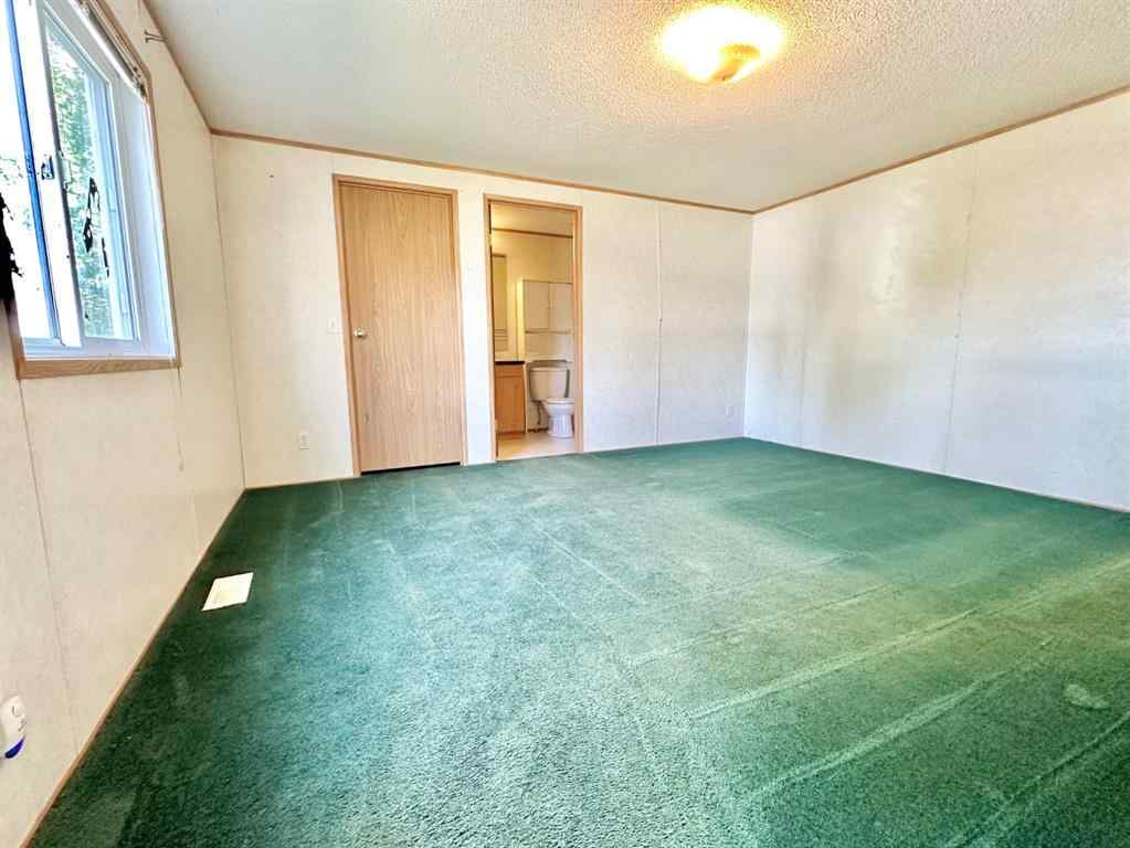 MLS® A2261145 - Unit #8 310 Railway Avenue  in NONE Duchess, Mobile