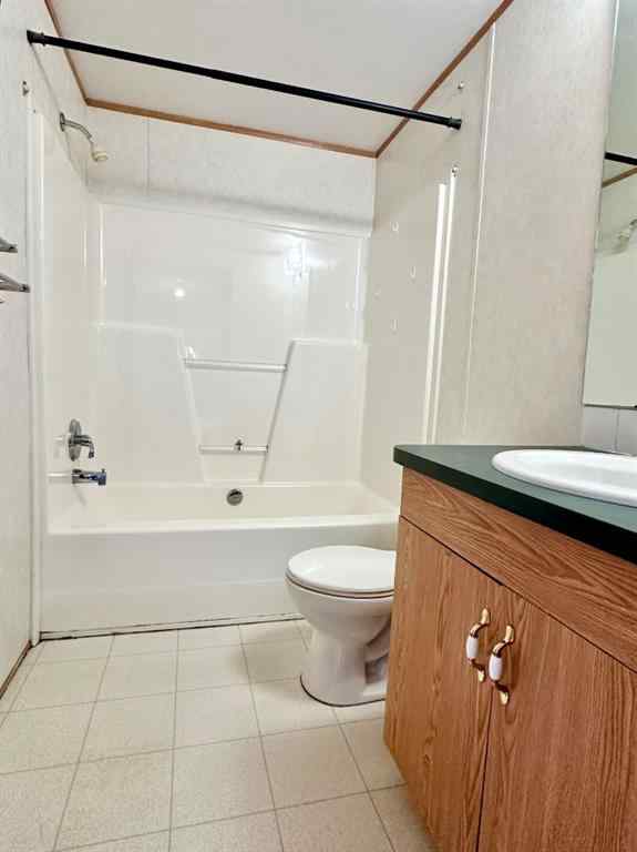 MLS&reg; # A2261145 - Unit #8 310 Railway Avenue  in NONE Duchess, Mobile Open Houses