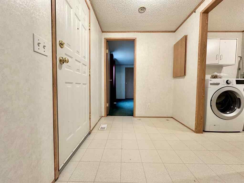 MLS&reg; # A2261145 - Unit #8 310 Railway Avenue  in NONE Duchess, Mobile Open Houses