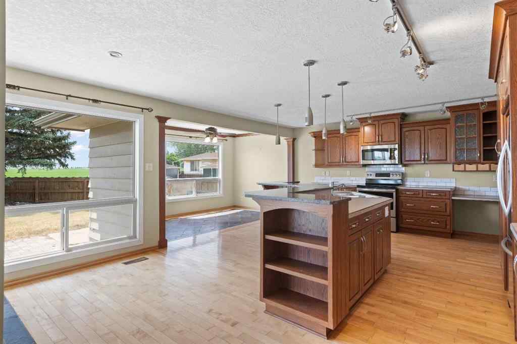 MLS® # A2261146 - 1025 5 Street SW in Old Rodeo Grounds High River, Residential Open Houses