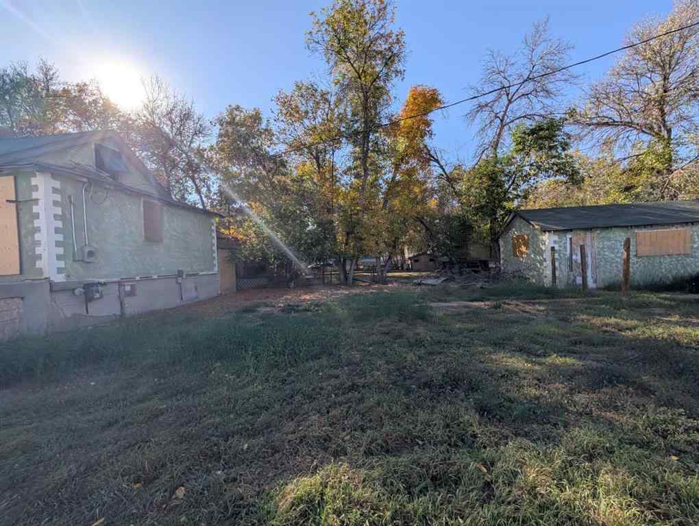 MLS® A2261147 - 620 Spencer Street SE in River Flats Medicine Hat, Residential