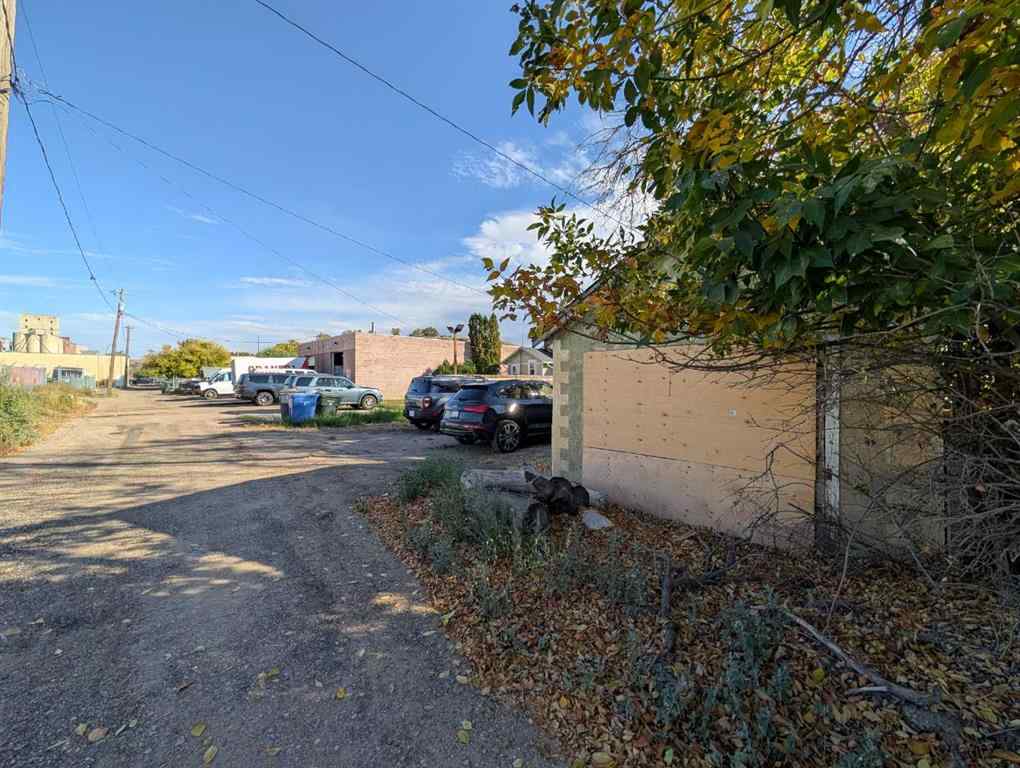 MLS® A2261147 - 620 Spencer Street SE in River Flats Medicine Hat, Residential