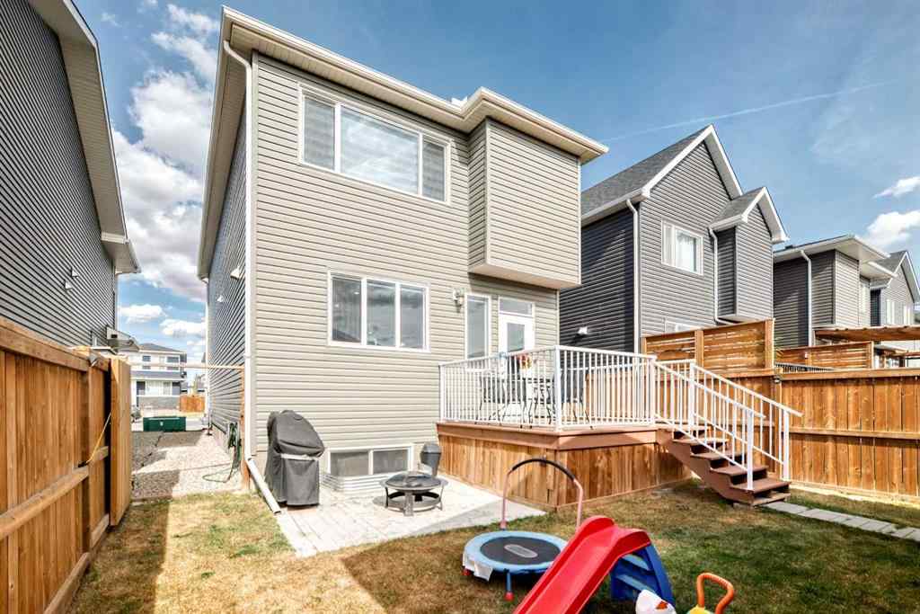 MLS® A2261148 - 868 WEST LAKEVIEW Drive  in Dawson\'s Landing Chestermere, Residential