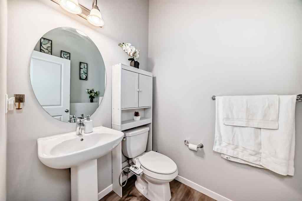 MLS® A2261148 - 868 WEST LAKEVIEW Drive  in Dawson\'s Landing Chestermere, Residential