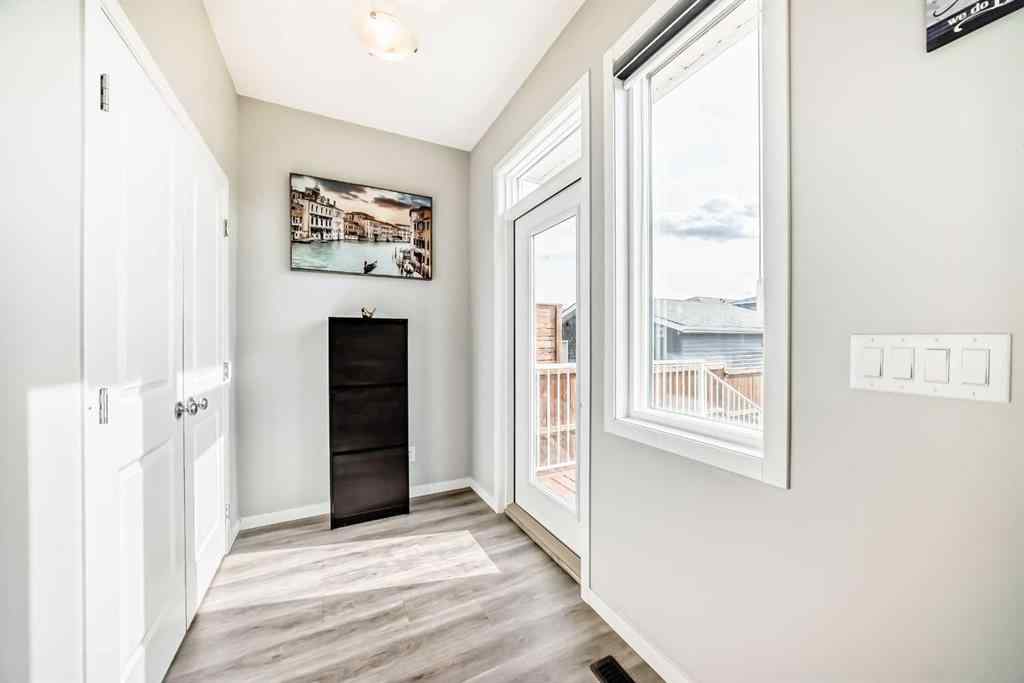 MLS® A2261148 - 868 WEST LAKEVIEW Drive  in Dawson\'s Landing Chestermere, Residential