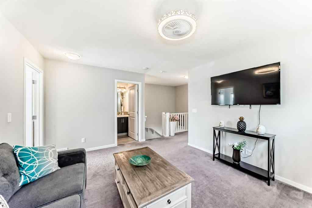 MLS® A2261148 - 868 WEST LAKEVIEW Drive  in Dawson\'s Landing Chestermere, Residential