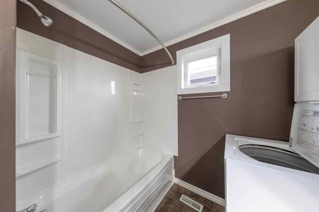 MLS® A2261150 - 4717 49 Street  in East Lloydminster Lloydminster, Residential