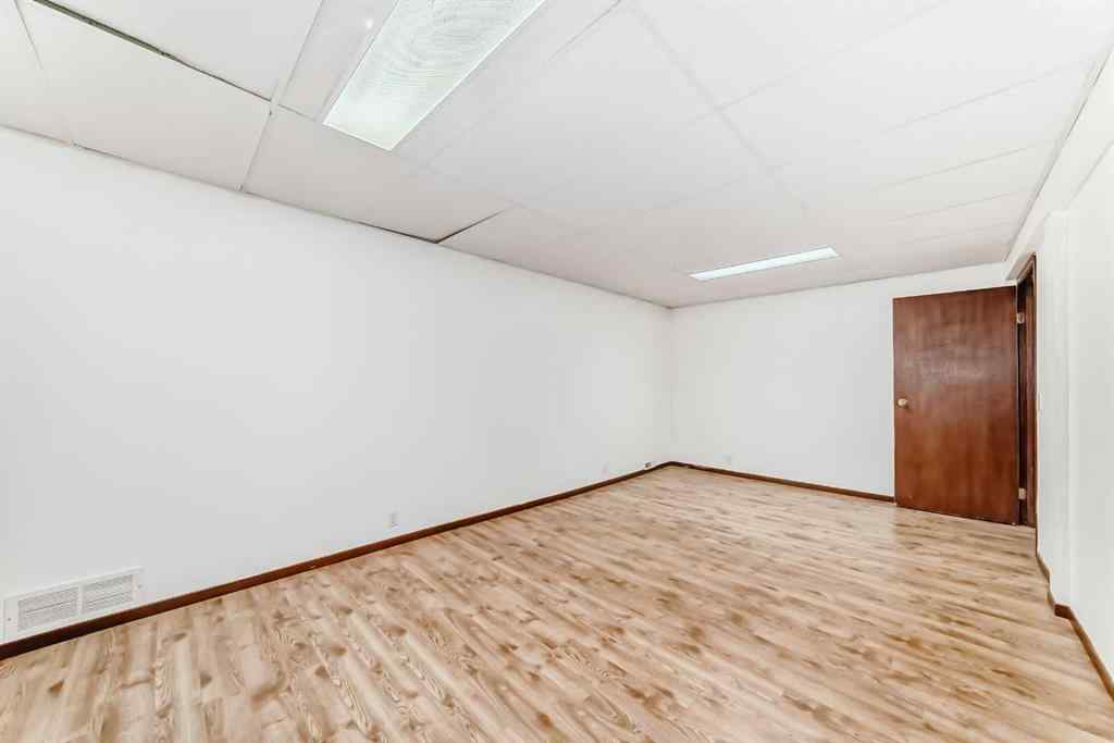 MLS® A2261153 - 656 Woodbine Boulevard SW in Woodbine Calgary, Residential