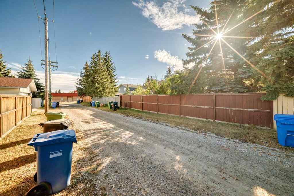 MLS® A2261153 - 656 Woodbine Boulevard SW in Woodbine Calgary, Residential