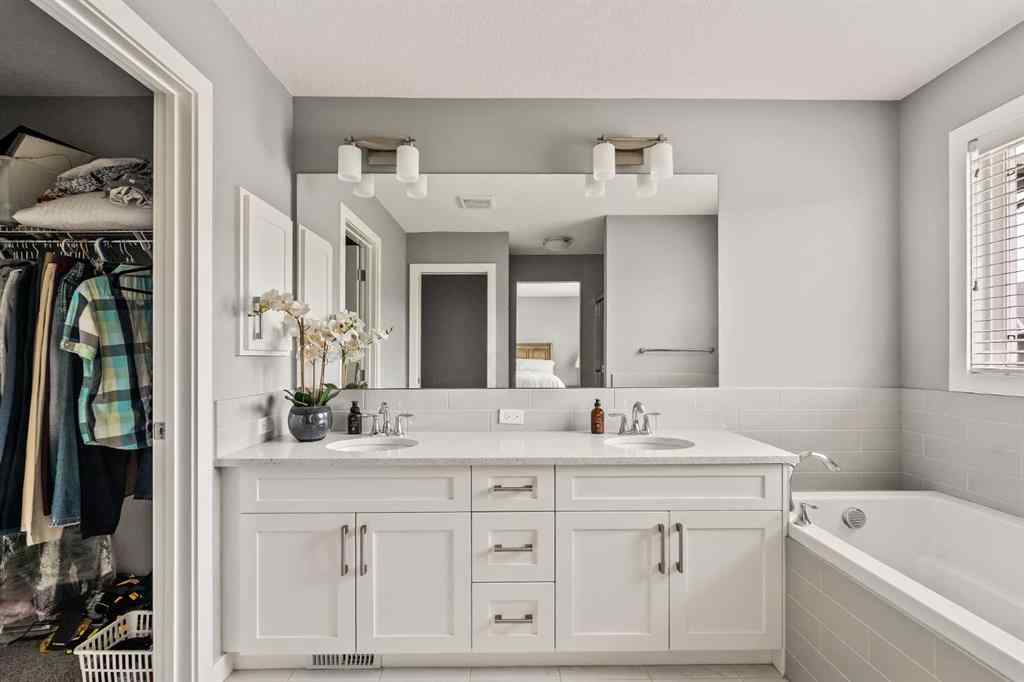 MLS® A2261157 - 313 Evansglen Drive NW in Evanston Calgary, Residential