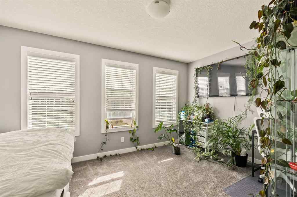 MLS® A2261157 - 313 Evansglen Drive NW in Evanston Calgary, Residential